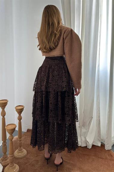 Kat Kat Detaylı Astarlı Dantel Etek