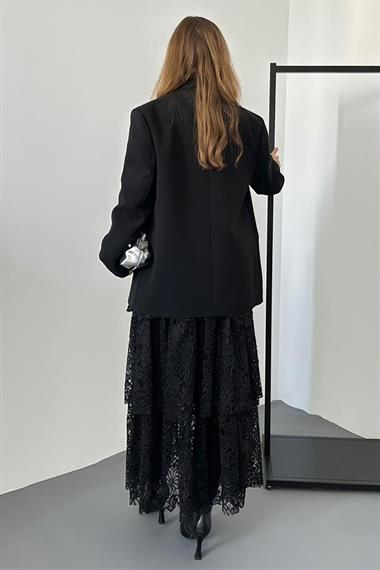 Kat Kat Detaylı Astarlı Dantel Etek