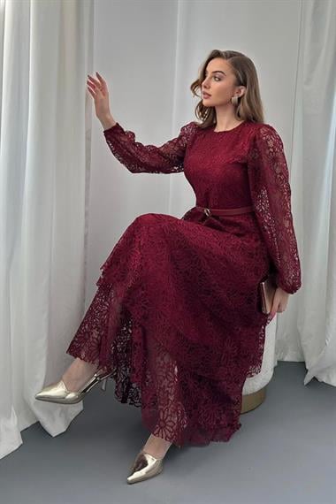 Bordo Kemer Detaylı Astarlı Kat Kat Dantel Elbise