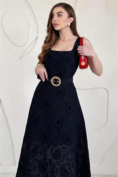 Siyah Kemer Detaylı Jakar Uzun Elbise