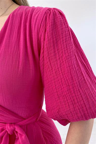 Fuşya Kuşaklı Müslin Elbise