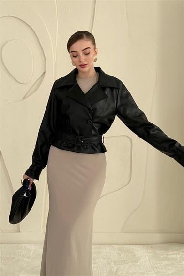 Siyah Kemerli Deri Ceket