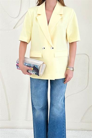 Kısa Kollu Düğmeli Blazer Ceket