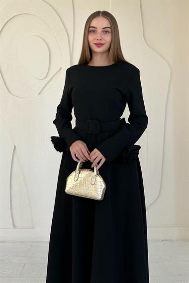 Siyah Kolları Güllü A-Line Elbise