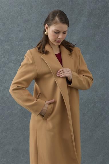Camel Kuşaklı Midi Kaban