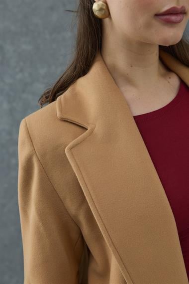 Camel Kuşaklı Midi Kaban