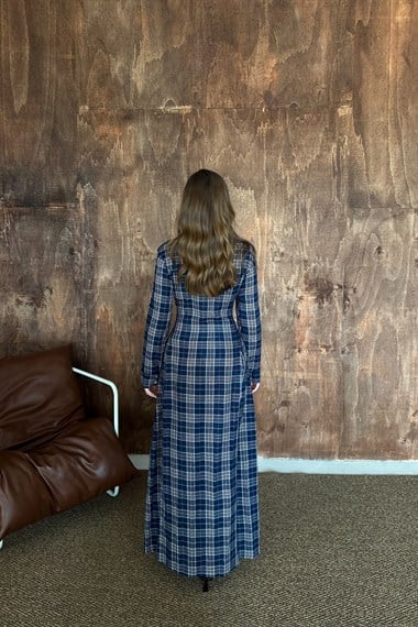 Lacivert Pileli Ekoseli Elbise