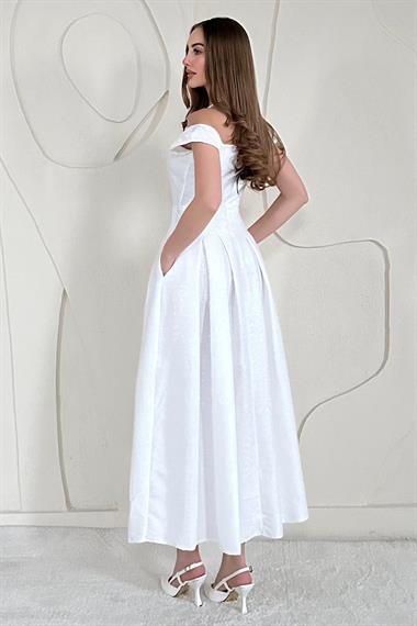 Ekru Madonna Yaka Jakarlı Astarlı Elbise