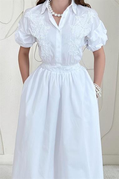Beyaz Nakışlı İşlemeli Gömlek Yaka Elbise