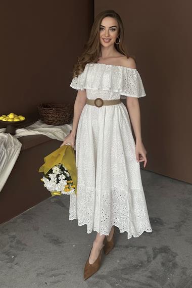 Beyaz Omuz Lastikli Brode Elbise