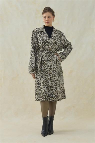 Leopar Ön ve Arkası Pelerinli Kaban