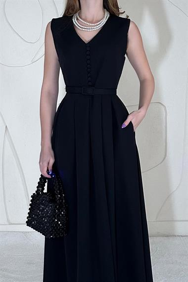 Siyah Önü Brit Detaylı Kemerli Elbise