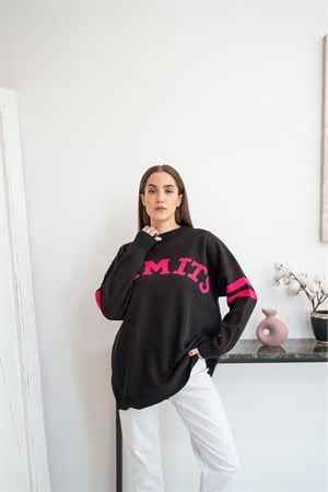 Siyah Önü Yazılı Kazak