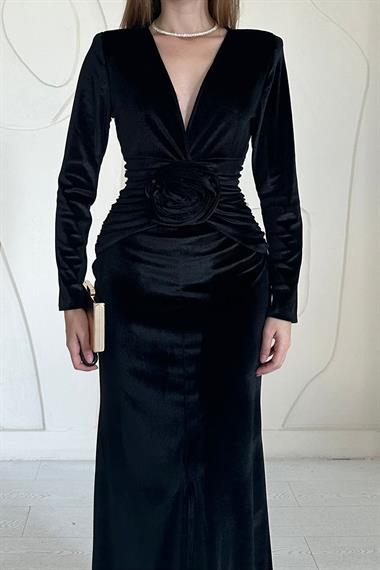 Siyah Önü Yırtmaçlı Güllü Elbise