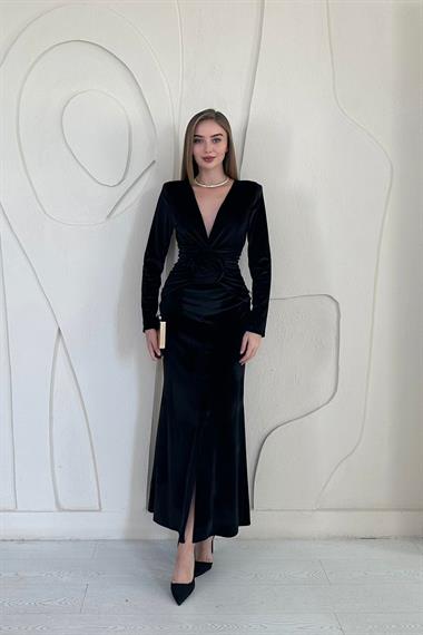 Siyah Önü Yırtmaçlı Güllü Elbise