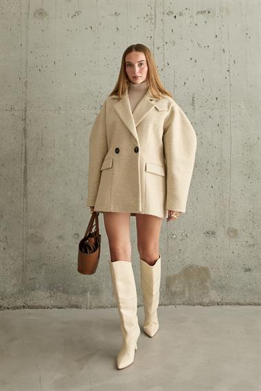 Bej Oversize İki Düğmeli Kaşe Manto