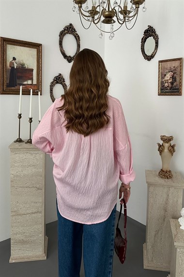 Pembe Nakışlı Oversize Gömlek