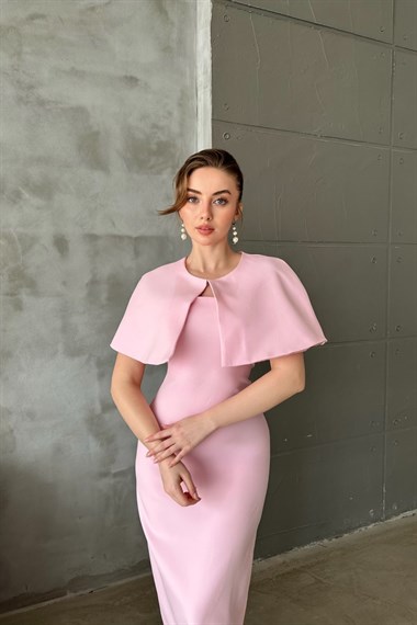 Pembe Pelerinli Straplez Elbise