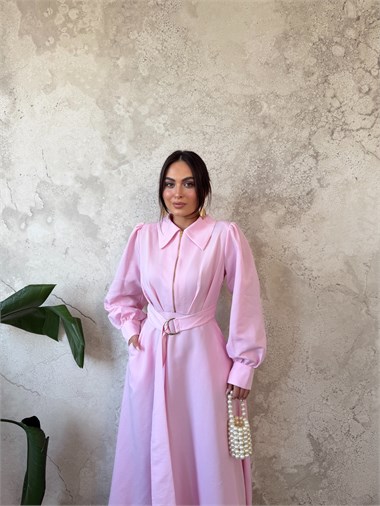 Pembe Pileli Önden Fermuarlı Elbise