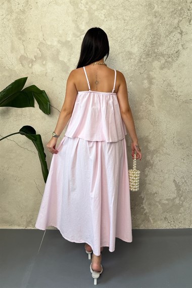 Pembe Volanlı Bluz Ve Etek Takım