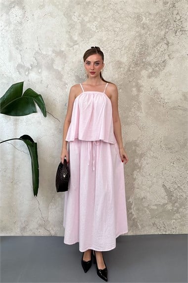 Pembe Volanlı Bluz Ve Etek Takım