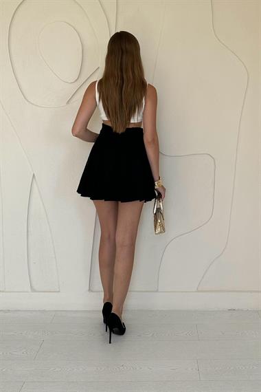 Siyah Pileleli Şortlu Etek