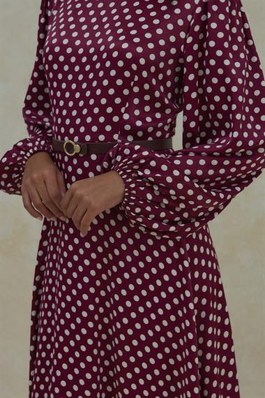 Bordo Puantiye Detaylı Kemerli Elbise
