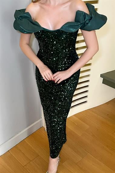 Zümrüt Pulpayetli Kolsuz Elbise