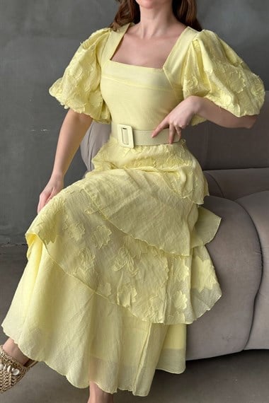 Sarı Balon Kol Detaylı Kat Kat Çiçek Elbise