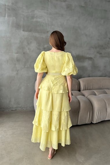 Sarı Balon Kol Detaylı Kat Kat Çiçek Elbise