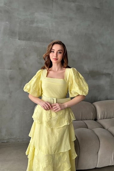 Sarı Balon Kol Detaylı Kat Kat Çiçek Elbise