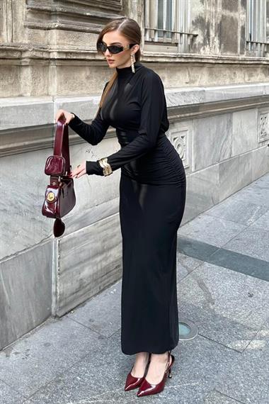 Siyah Sırt Dekolte Detaylı Drapeli Elbise