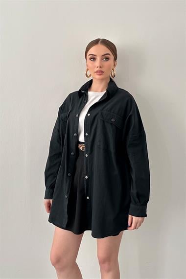 Siyah Çift Cep Kapaklı Çıtçıtlı Gömlek