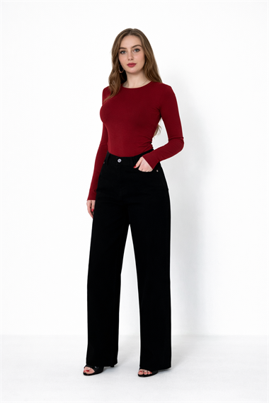 Wide Leg Jeans