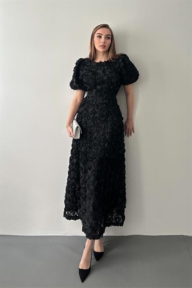 Siyah Güllü Elbise