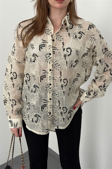 Siyah Nakış İşlemeli Oversize Gömlek