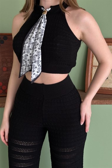 Siyah Şal Detay Triko Takım