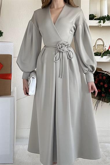 Taş Gül Detaylı Scuba Elbise