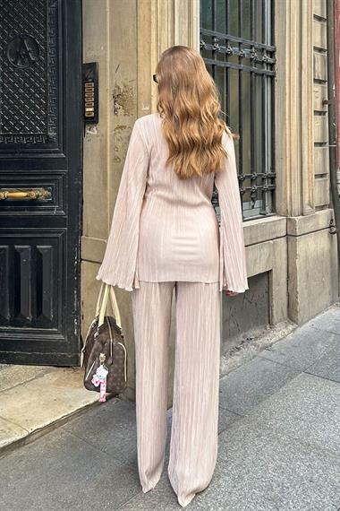 Bej Toka Detaylı Pilise Takım