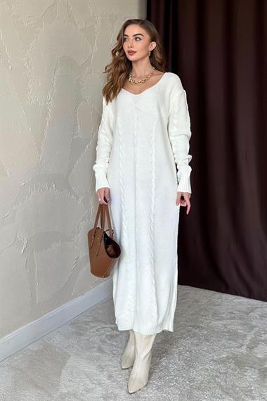 Beyaz Triko Kazak Elbise