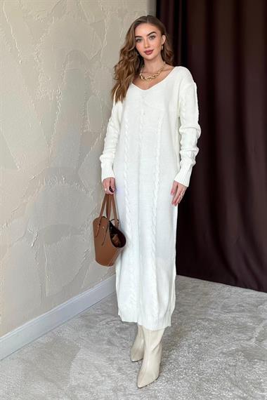 Beyaz Triko Kazak Elbise