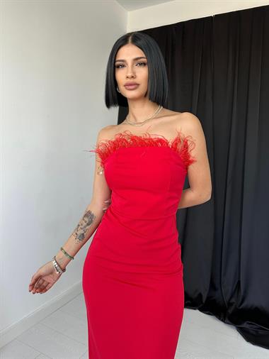 Tüylü Elbise