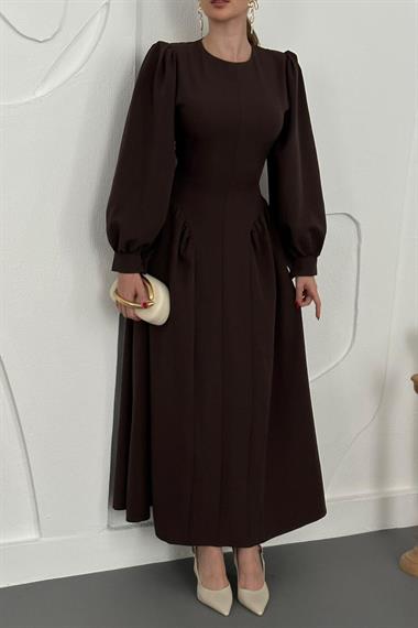 Kahverengi Uzun Kollu Kloş Elbise