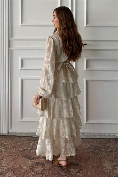 Bej Volanlı Şeritli Kat Kat Elbise