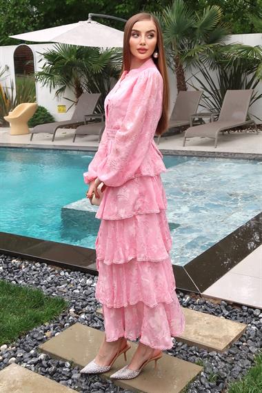 Pembe Volanlı Şeritli Kat Kat Elbise