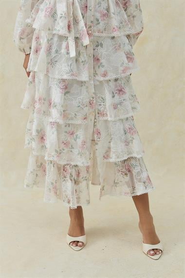 Gül Volanlı Şeritli Kat Kat Elbise