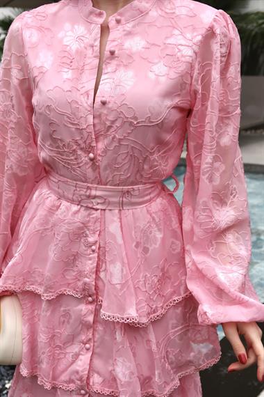 Pembe Volanlı Şeritli Kat Kat Elbise