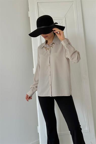 Shirt with Pearl Detail on Collar