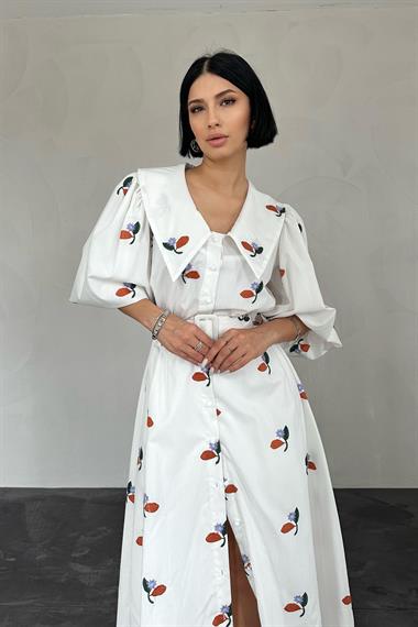 Mavi Yakası Çiçek Motifli Kemerli Elbise