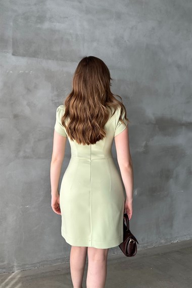 Yeşil Önü Düğmeli Elbise